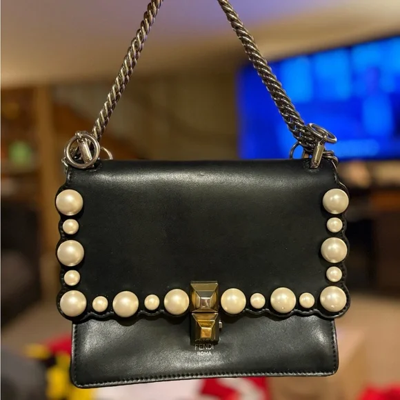 Fendi Kan I Scalloped Pearl Leather Shoulder / Crossbody Bag - Black/Gold - Picture 3 of 13